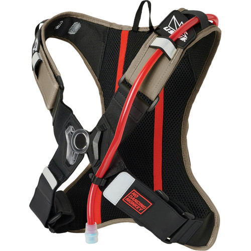 Uswe #5202077021 - Outlander Hydration Pack - 2L - Sand