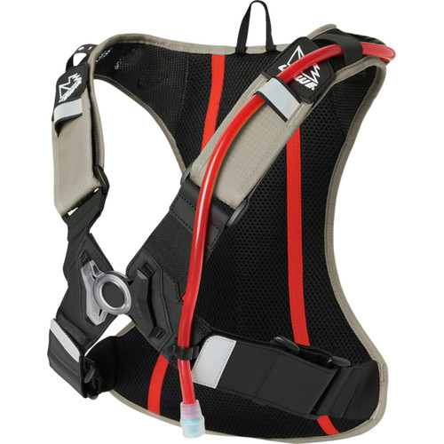 Uswe #5204077021 - Outlander Hydration Pack - 4L - Sand