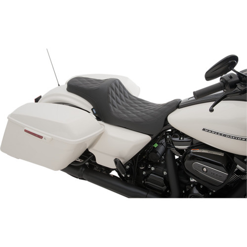 Drag Specialties Seats - Predator III Seat - Double Diamond - Black Stitiched - FL '08-'23
