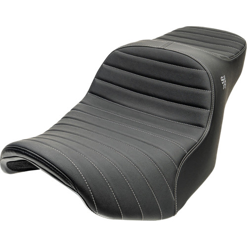 Slyfox #4729B - Chariot Seat - Silver Classic Stitch - Silver Logo - FLH/FLT '23.5-'26