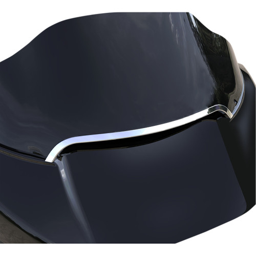 Ciro #11052 - Windshield Center Light Trim - Chrome