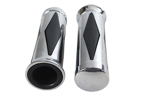 V-Twin #74419 - Diamond Style Grip Set with Chrome End Cap