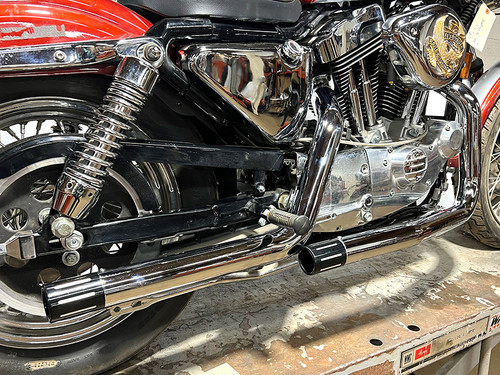 V-Twin - Factory Sample MCM 2-1/4 inch Vortex Drag Pipe Set