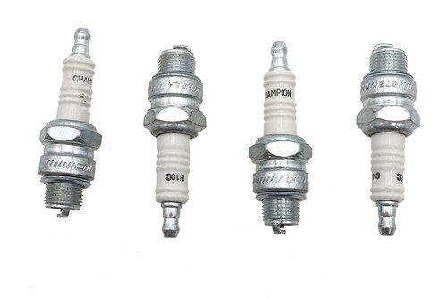 Champion #844 *QTY 4'S* - Champion Copper Plus Spark Plugs