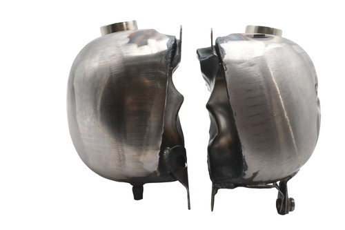 V-Twin - Factory Sample Fat Bob 3.5 Gallon Gas Tank Set
