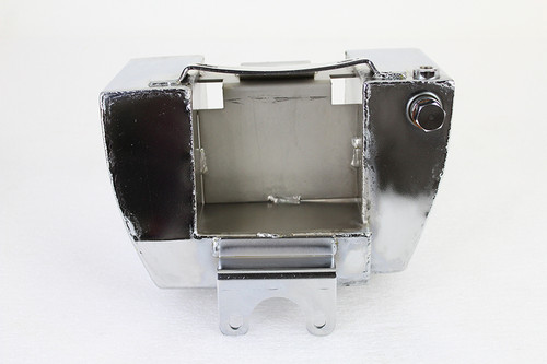 Wyatt Gatling - Center Post Mount Wrap Around Oil Tank Chrome