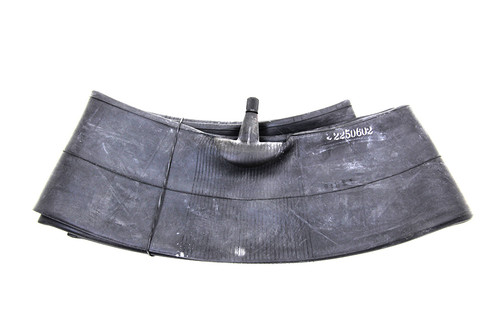 V-Twin #73098A - 3.75/4.25 x 18 inch Tube Center Valve Rubber Stem