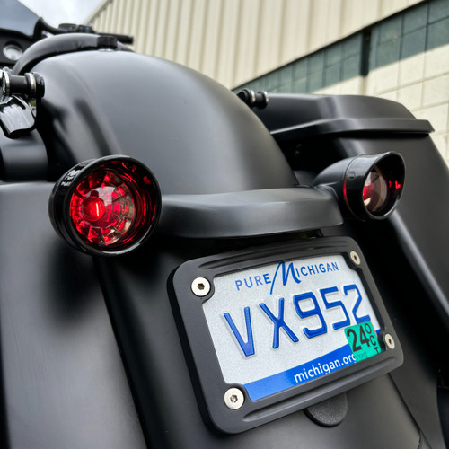 Hogworks Visor Turn Signal Trim Rings for Harley-davidson® Models | 1157 Bullet Style Lens ( Black / Smoked )
