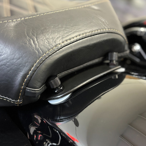 Hogworks Hogworkz® Black Seat Mounting Knobs for Harley-davidson®