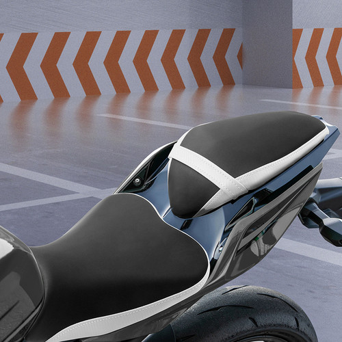 RX05-04-BW TWO-PIECE 2-UP SEAT NINJA 400 18-UP;Z400 19-22