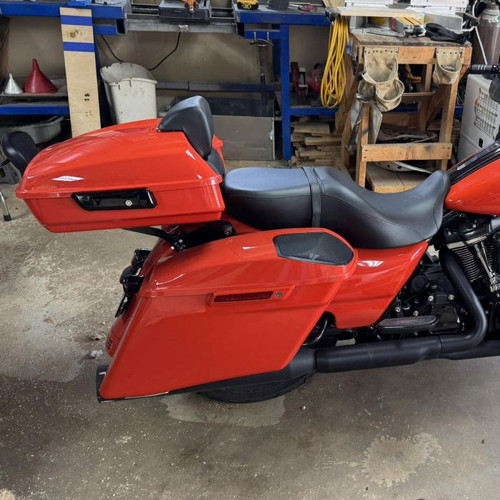 Color Matched Chopped Tour Pack w/ Slim Backrest & Black Hardware for Harley® Touring '97-'26