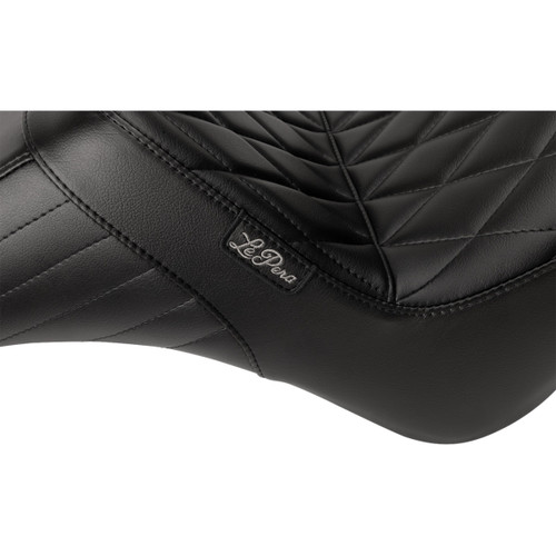 LE Pera #LYF-590DM - Kickflip Seat - Diamond - Black - Softail '18-'23