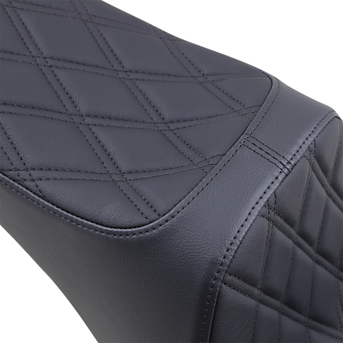 Predator III Seat - Double Diamond - Black W/Black Stitching