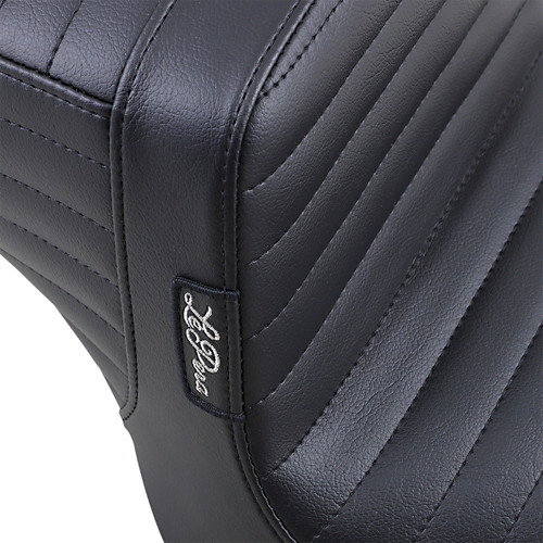 LE Pera #LK-586PT - Tailwhip Seat - Pleated - Black - XL '10-'22