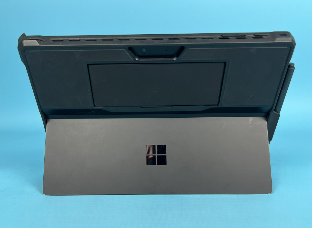 MICROSOFT 1796 SURFACE PRO 6: black, 8gb ram, 12.3”, i5-8250u (Used)