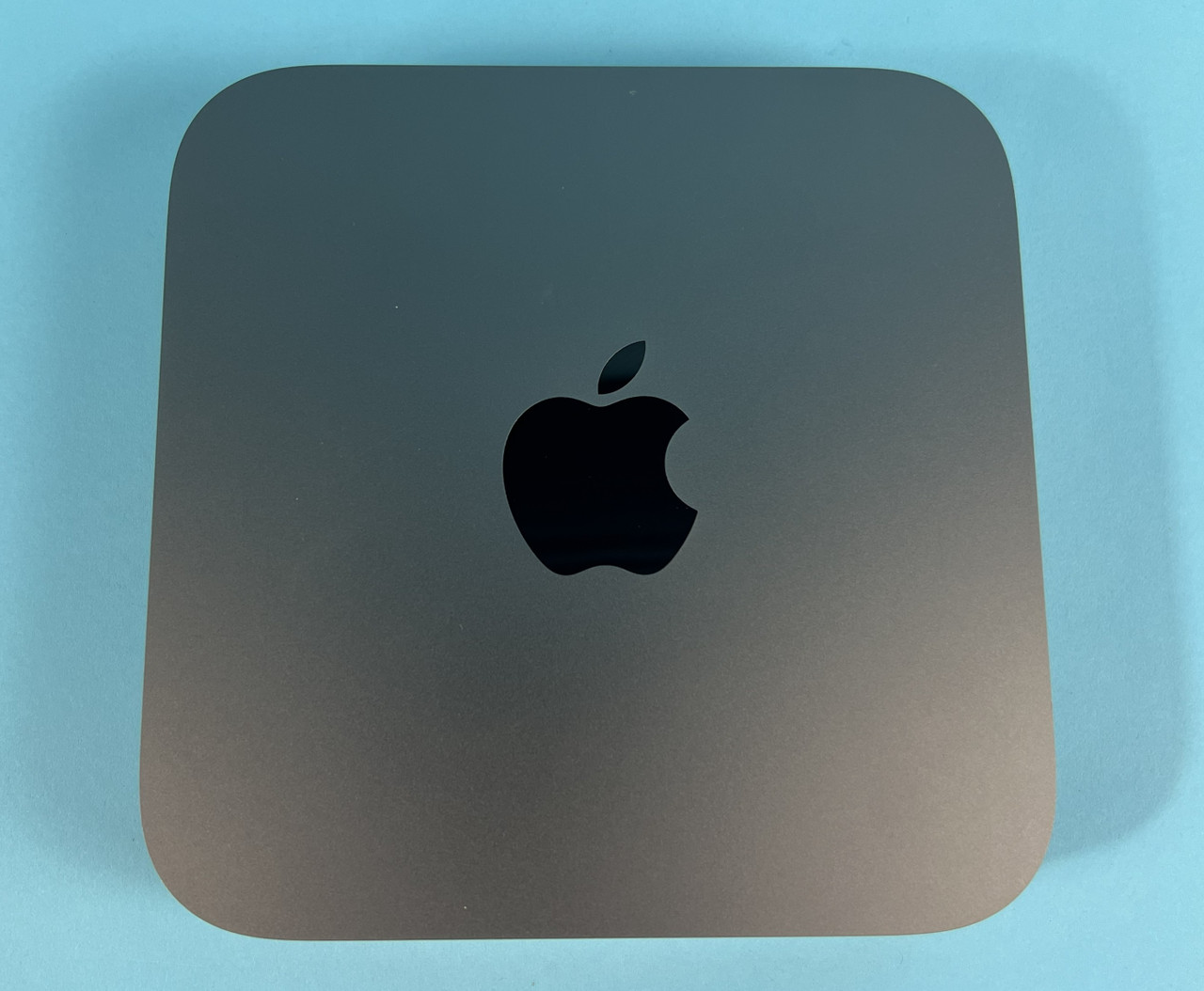 APPLE A1993 MAC MINI: intel core i5, 500gb hard drive, 16gb ram (Used)