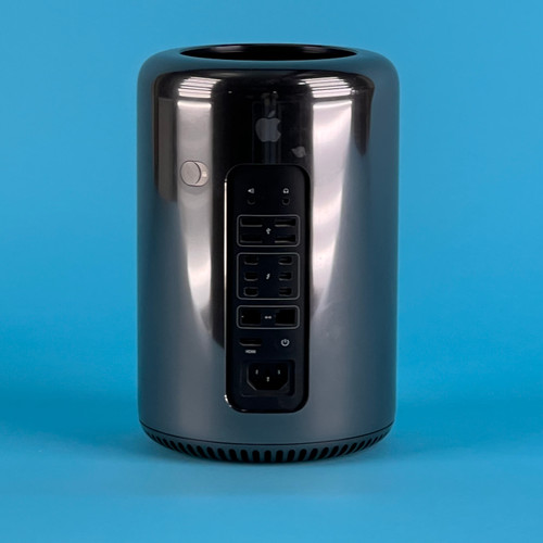 APPLE A1481 MAC PRO: late 2013, 256 gb ssd, 32 gb ram. (Used)