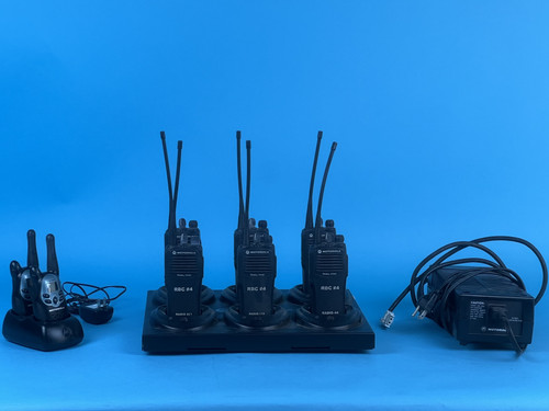 LOT OF 6 MOTOROLA CP200 TWO-WAY RADIOS & CHARGERS (Used)