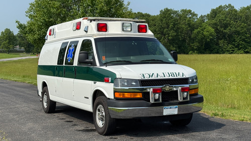 2003 Chevrolet G3500 Ambulance MO #91997 (Wallkill, NY)