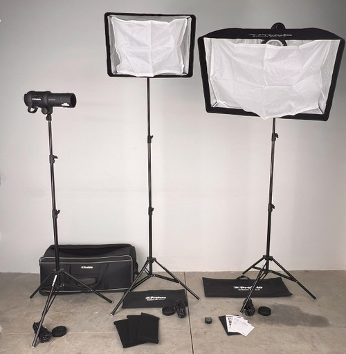 PROFOTO D1 AIR LIGHTING KIT: (2) 1000w, (1) 500w, 2x4’ & 1.3x2’ softbox (Used) PROFOTO D1 AIR LIGHTING KIT: (2) 1000w, (1) 500w, 2x4’ & 1.3x2’ softbox (Used)