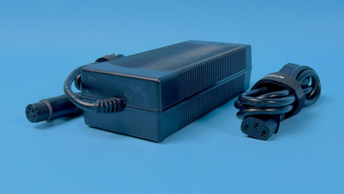 WOODEN CAMERA LYD1509000 POWER SUPPLY CABLE: 15v, 4pin xlr female (New)