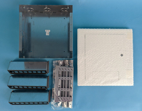 FSR WB-X2-WHT-C/WB-X2-XLR-B WHITE FLUSH-MOUNTED LOCKING COVER & BACK BOX KIT (New)