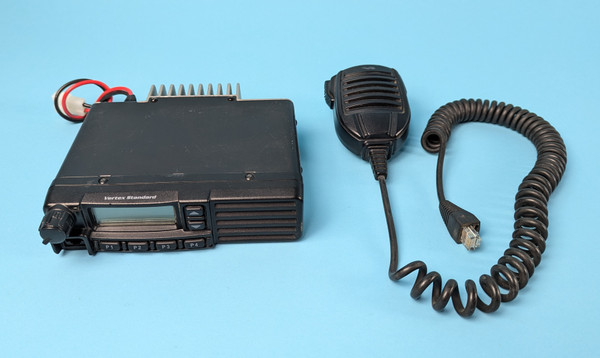 VERTEX STANDARD VX-2200-G7-25 UHF RADIO: two-way, 25w, palm microphone (Used)