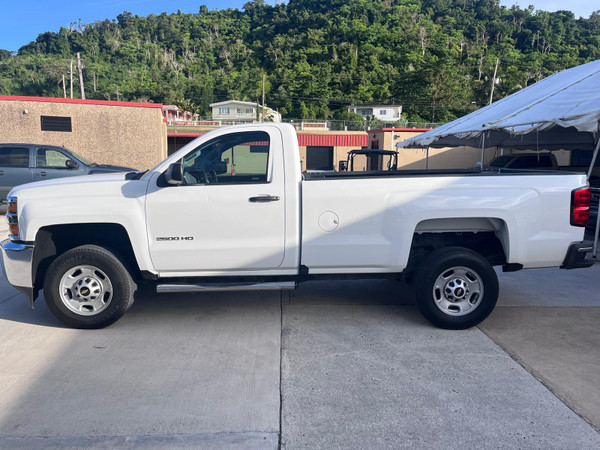 CAGUAS, PR: 2018 CHEVROLET SILVERADO MO #33071 (Used)