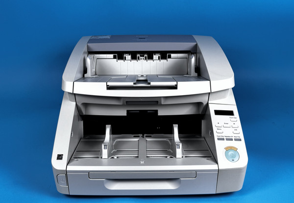 CANNON DR-G1130 SCANNER: a4, b&w/color, 500 sheet cap (Used)