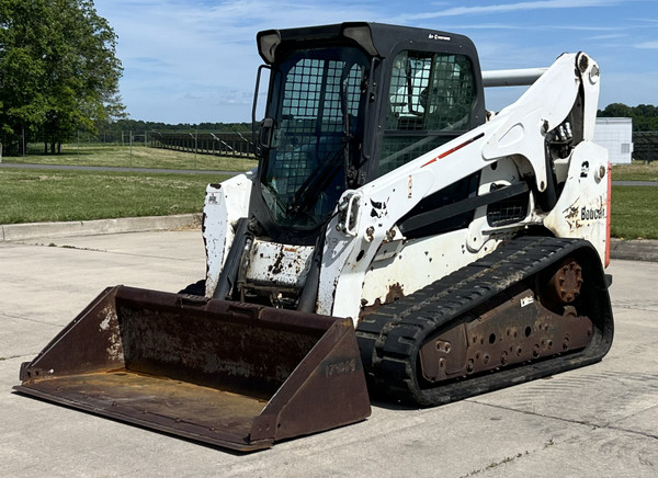 2011 BOBCAT T750 SKID STEER: 4870 hours (Used)