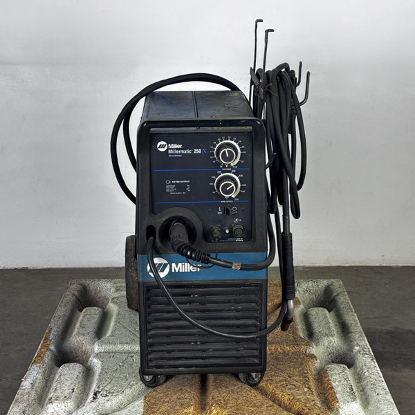 MILLER MILLERMATIC 250 WELDER: 200a, 28v output, 200/230vinput (Used)