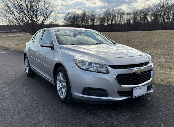 WALLKILL, NY: 2016 CHEVROLET MALIBU LT MO #81688 (Used)