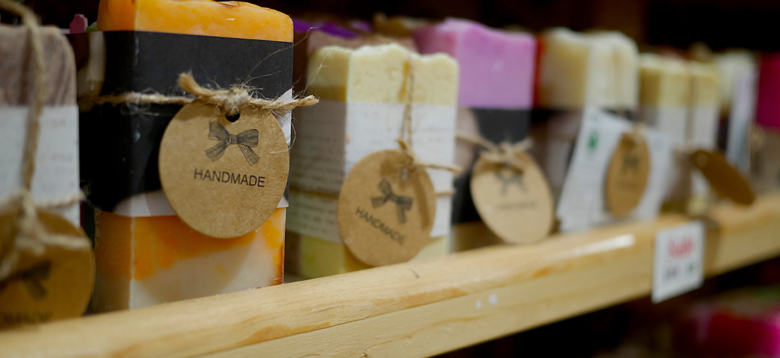 Handmade Candle, Soap & Body product Toadily