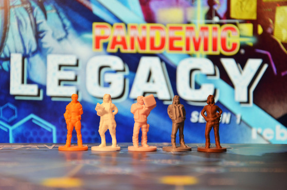 Pandemic Legacy: Season 1 meeple miniatures pawns 1