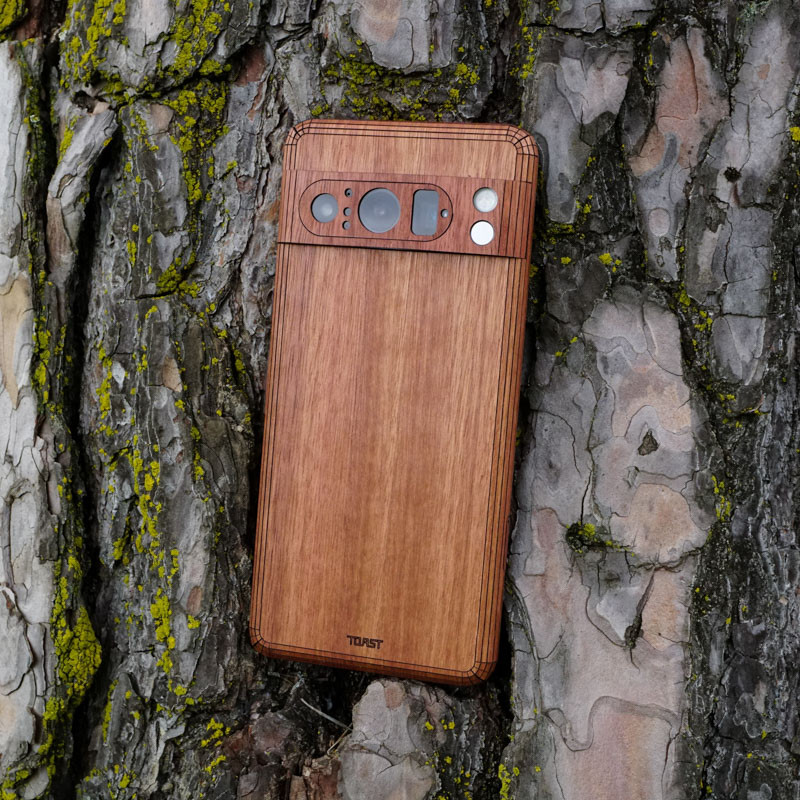 Real wood cover for Pixel 8 / 8 Pro | Toast | USA