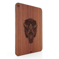 Custom engraved Toast iPad 10.2 10th generation cover in lytpus with bison engraving.
