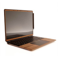 HP Spectre 2023 13.5" 2-in-1 laptop, detail image in walnut cover with HP Rechargeable MPP 2.0 Stylus Tilt Pen mounted