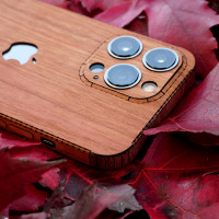 The best case for iPhone 14 Pro Max is a wooden Toast cover.