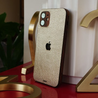 Toast cover in leather for iPhone 14 in silver prosecco leather.