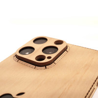 Toast iPhone 15 Pro wood cover in maple, camera detail.