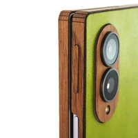 Close-up on style: Transform your Samsung Galaxy Z Fold 8 with our luxurious green mojito leather and wood combo