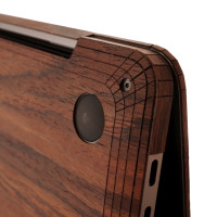 MacBook 16 Touch bar in eco-rosewood, corner detail.