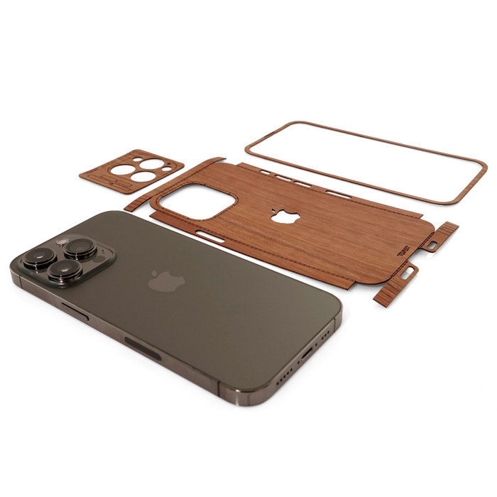 Toast Wood Cover for iPhone