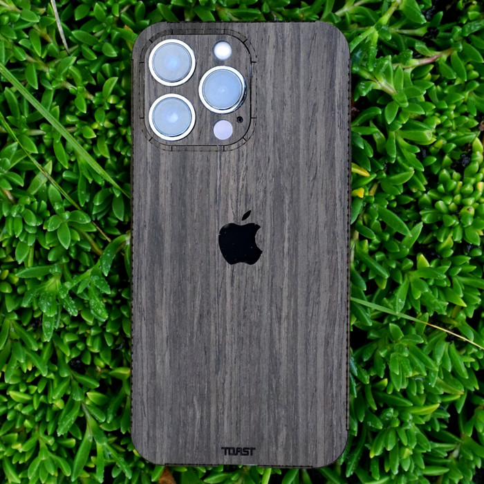 Toast Wood Cover for iPhone - Thumbnail 2