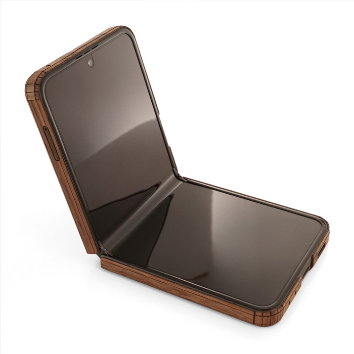 Real Wood Galaxy Z Flip5 Covers, Toast