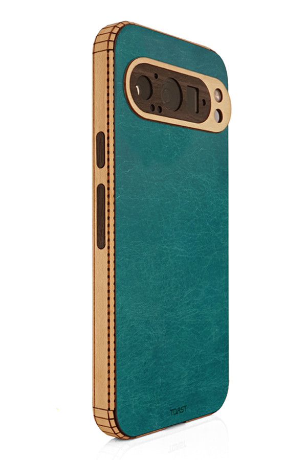 Leather and wood cover for Pixel 9 / 9 Pro / 9 Pro XL | Toast