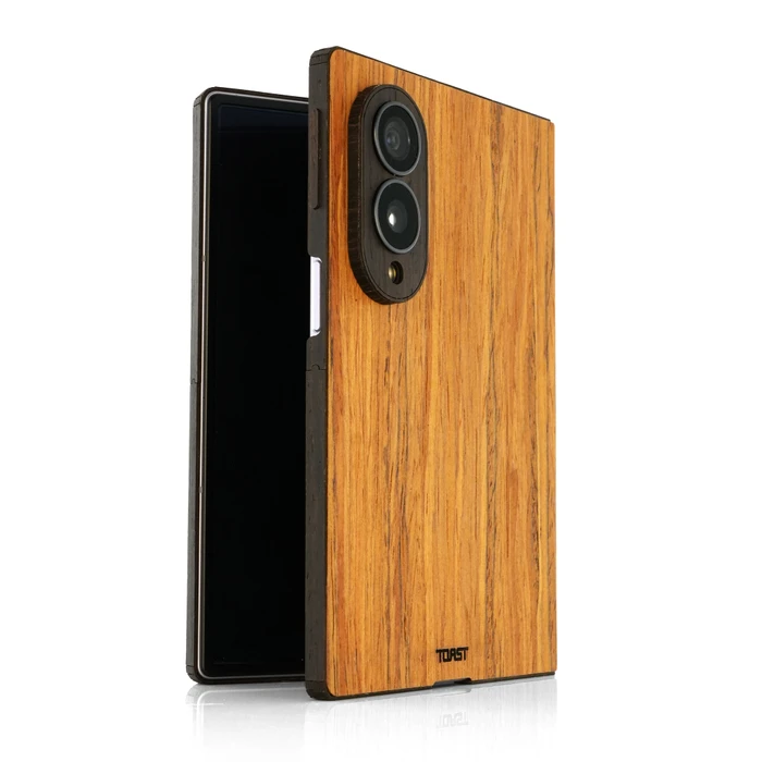 Samsung Galaxy Z Fold8 wood cover