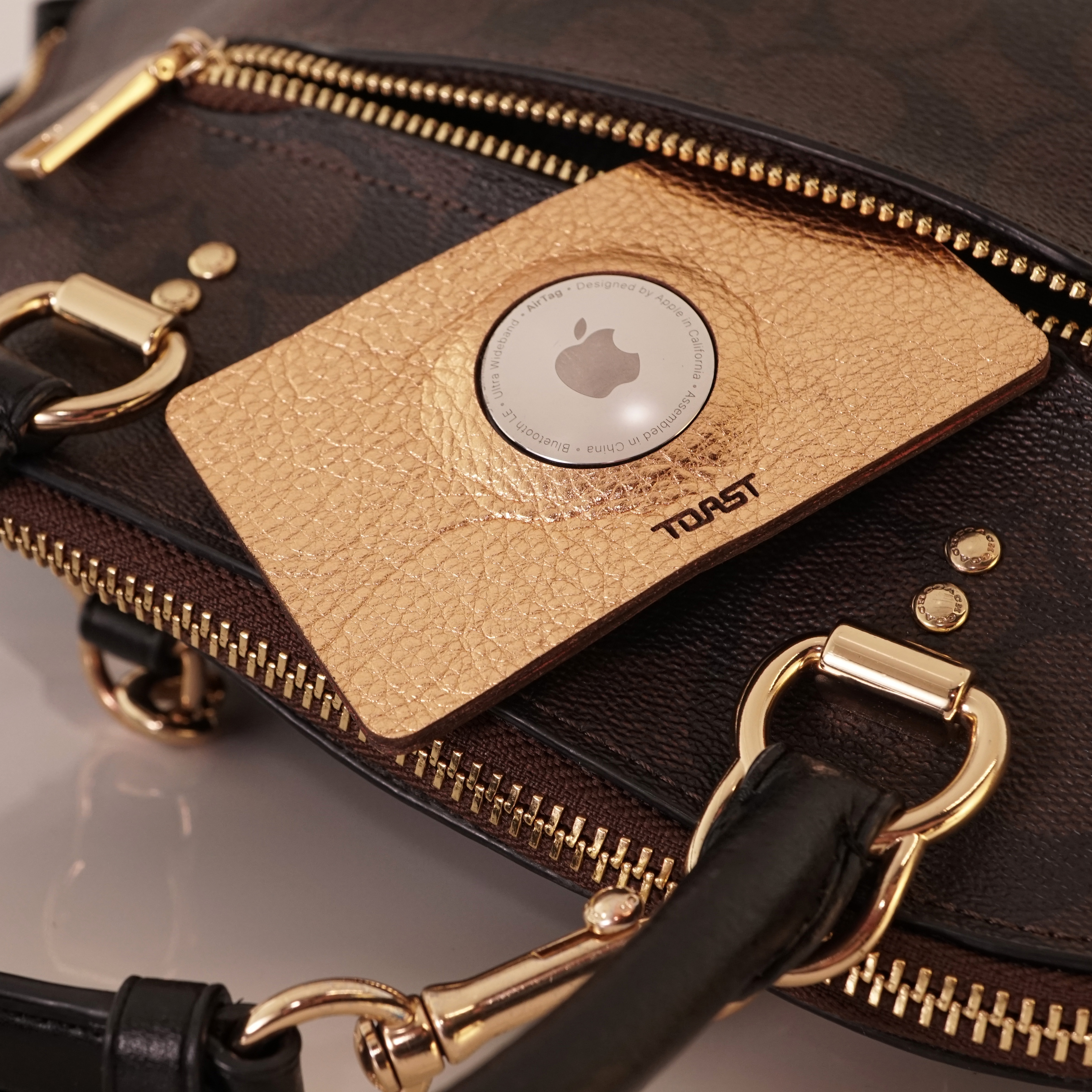 Apple AirTag leather key ring, Toast