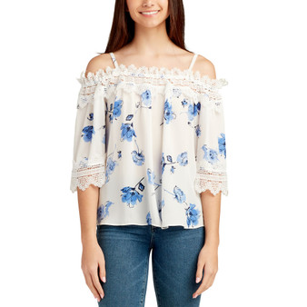 Juniors' Crochet-Trim Floral-Print Cold-Shoulder Top