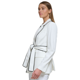 Women's Belted Notched Lapels Jacket